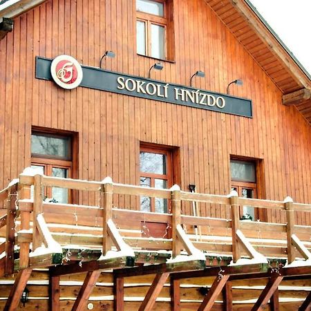 Sokoli Hnizdo Hotell Hlaska Eksteriør bilde