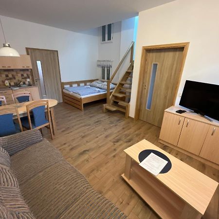 Sokoli Hnizdo Hotell Hlaska Eksteriør bilde