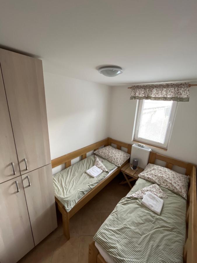 Sokoli Hnizdo Hotell Hlaska Eksteriør bilde