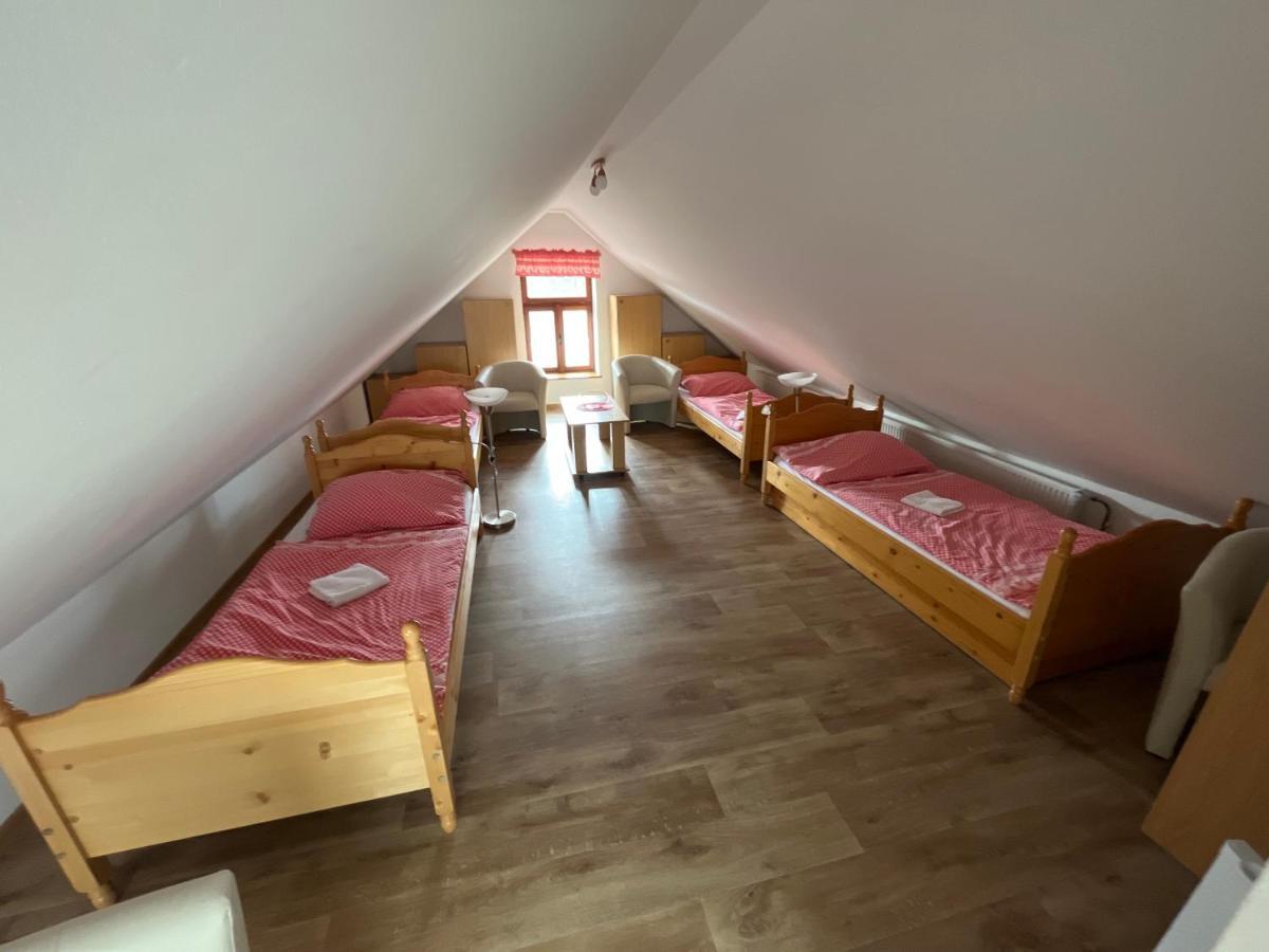 Sokoli Hnizdo Hotell Hlaska Eksteriør bilde